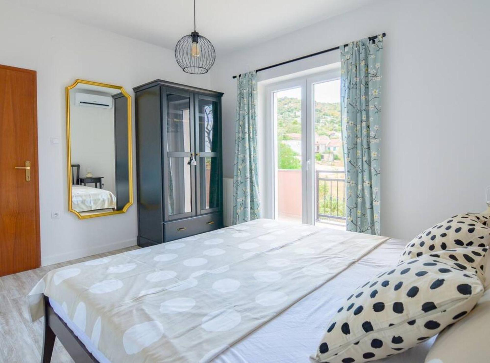 Apartment Villa Troskot ピロヴァッツ エクステリア 写真